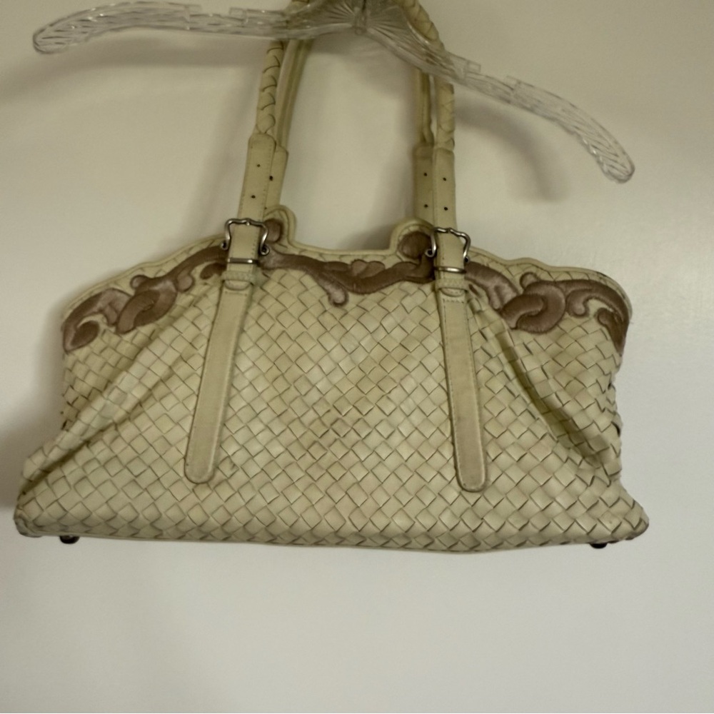 Bottega Veneta Cream Woven Leather Tote with Decorative Trim - Picture 8 of 15